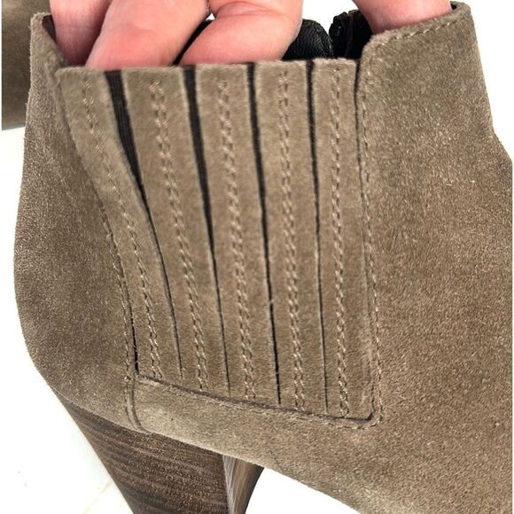 AQUATALIA Taupe Fallyn Suede Ankle Booties Block Heels Round Toe Side Zip US 9 - Picture 7 of 15